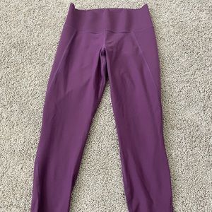 Athletic leggings, sculpting